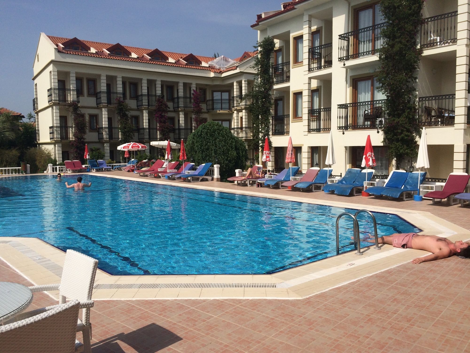Hotel Leytur 올루데니스 외부 사진